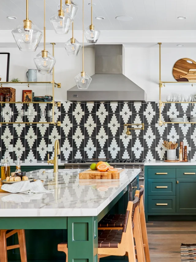 15 Gorgeous Modern Kitchen Backsplash Ideas to Transform Your Space in 2025